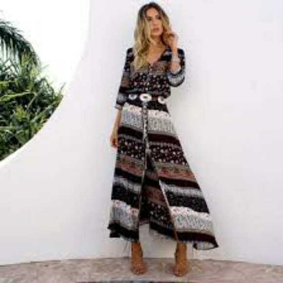 Dresses & Skirts - NWT Multicolored Boho Dress/Duster Medium